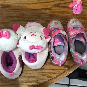 Kids shoes